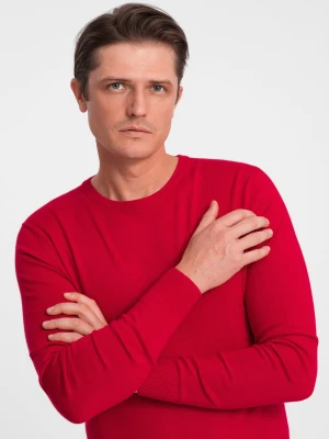 Męski klasyczny sweter z wiskozą BASIC z okrągłym dekoltem – czerwony V5 - Rozmiar: L Ombre Clothing