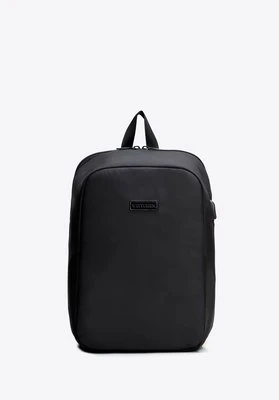Męski plecak na laptopa 15,6” z portem USB czarny Wittchen