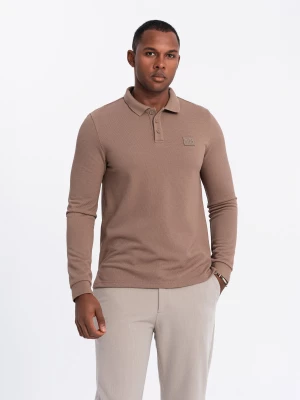 Męski strukturalny longsleeve polo z naszywką – brązowy V4 OM-POLS-0131
 -                                    S Ombre