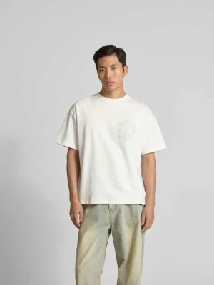 męski t-shirt o kroju regular fit z mieszanki bawełny Don't Waste Culture Złamany biały