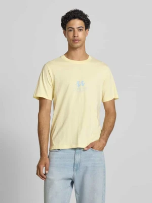 męski t-shirt o kroju regular fit z nadruk z logo model 'Eres' jack & jones
