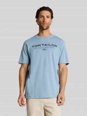 męski t-shirt o kroju regular fit z napisem z logo Tom Tailor