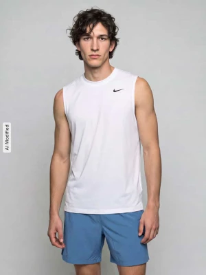 męski t-shirt w kroju regular fit z nadrukiem z logo Nike Biały