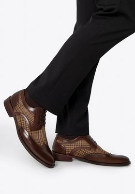 Męskie derby ze skóry z tekstylnymi wstawkami brązowo - beżowe Wittchen