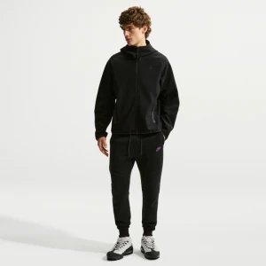 Męskie dzianinowe joggery Nike Tech - Czerń