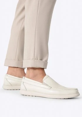 Męskie półbuty ze skóry naturalnej złamana biel Wittchen