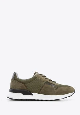 Męskie sneakersy zamszowe z elastycznymi wstawkami zielone Wittchen