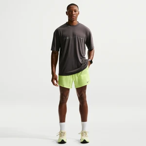 Męskie spodenki do biegania 2 w 1 18 cm Dri-FIT Nike Stride - Żółty