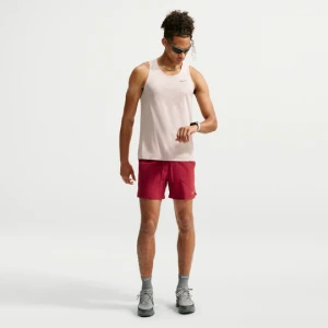 Męskie spodenki do biegania z wszytą bielizną 13 cm Nike Dri-FIT Stride - Czerwony