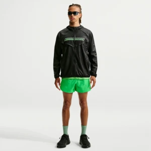 Męskie spodenki do biegania z wszytą bielizną 13 cm Nike Dri-FIT Stride - Zieleń