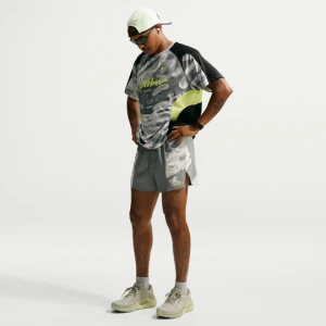 Męskie spodenki do biegania z wszytą bielizną Dri-FIT 10 cm Nike - Szary