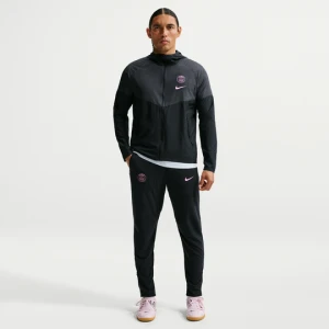 Męskie spodnie piłkarskie Nike Paris Saint-Germain City Style - Czerń