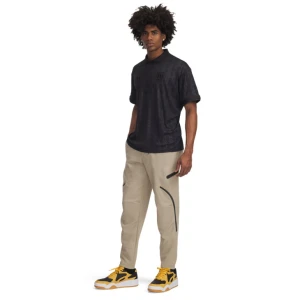 Męskie spodnie treningowe cargo UA Unstoppable Cargo Pant - beżowe UNDER ARMOUR