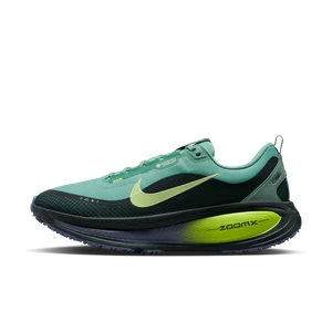 Męskie wodoszczelne buty do biegania po asfalcie Nike Vomero 18 GORE-TEX z detalami odbijającymi światło - Zieleń