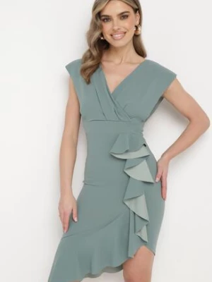 Miętowa Sukienka o Kopertowym Kroju z Falbankami i Trójkątnym Dekoltem Tanilla