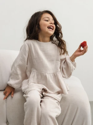 MINI bluzka z falbanką w kolorze WHITE SAND - CINDY-116-122 (6-7) Marsala