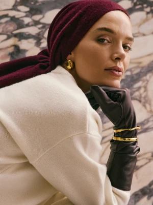 Minimalistyczna bransoletka w złotym odcieniu TARANKO