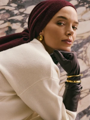 Minimalistyczna bransoletka w złotym odcieniu TARANKO