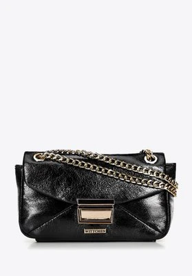 Minitorebka crossbody z połyskującej ekoskóry czarna Wittchen