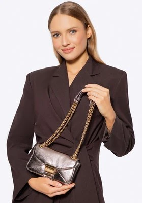 Minitorebka crossbody z połyskującej ekoskóry szara Wittchen