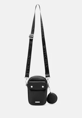 Minitorebka damska z ekoskóry czarno - srebrna Wittchen