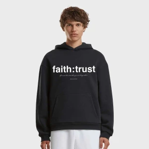 Mister Tee Faith And Trust Fluffy Hoody mężczyźni Bluzy czarny rozmiar Odzież