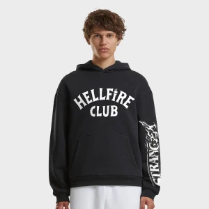 Mister Tee Stranger Things Hellfire Club Fluffy Hoody mężczyźni Bluzy czarny rozmiar Odzież