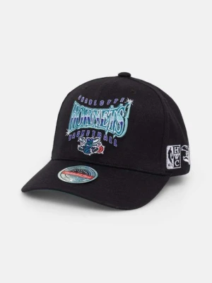 Zdjęcie produktu Mitchell&Ness czapka z daszkiem z domieszką wełny Charlotte Hornets kolor czarny z aplikacją HHSSINTL1434-CHOBLCK