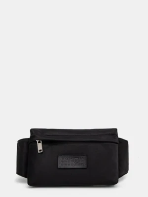 MM6 Maison Margiela nerka kolor czarny SB5WB0001.P6416