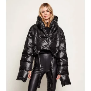 MMC Puchowa kurtka KAMA | Loose fit