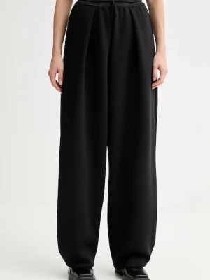 MMC STUDIO spodnie dresowe damskie kolor czarny gładkie VERITE.SWEATPANTS