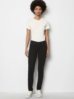 Model jeansów Alva slim Marc O'Polo černá