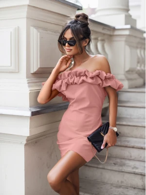 Modna sukienka hiszpanka z falbaną ALISTAR - brudny róż  magmac 