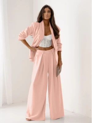 Modny garnitur z szerokimi spodniami TOKYO - pudrowy róż  magmac 