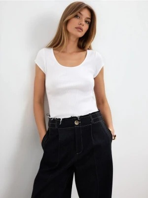 Zdjęcie produktu Mohito - Bawełniany t-shirt z krótkim rękawem - biały