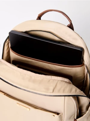 Mohito - Beżowy plecak z brelokiem - beżowy
