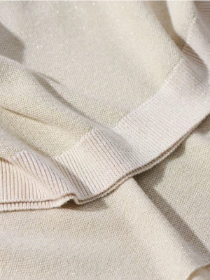 Mohito - Beżowy sweter z wiskozą i metalizowaną nitką - beżowy