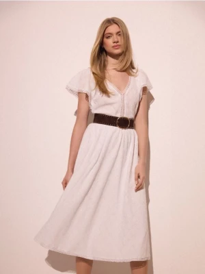 Mohito - Biała sukienka midi z krótkim rękawem - biały