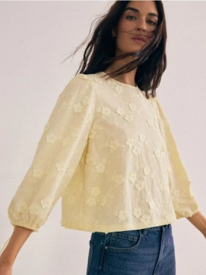 Mohito - Bluzka z haftem 3D - żółty