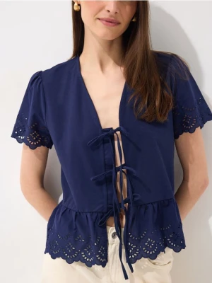 Mohito - Bluzka z wiązaniem i haftem - granatowy