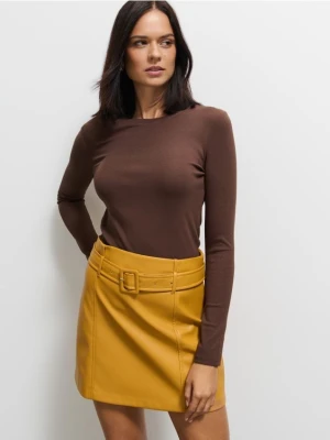 Mohito - Brązowa bluzka basic z modalem - brązowy