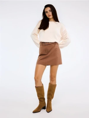 Mohito - Brązowa spódnica mini z paskiem - brązowy