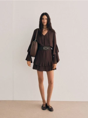 Mohito - Brązowa sukienka mini w stylu boho - brązowy