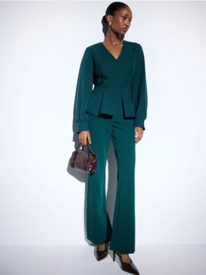 Mohito - Butelkowe spodnie flare petite - ciemny zielony