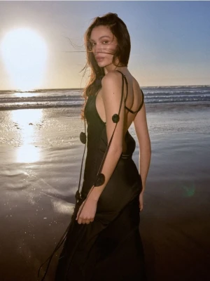 Mohito - Sukienka maxi z odobnymi elementami - czarny