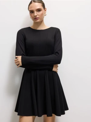 Mohito - Czarna sukienka mini - czarny