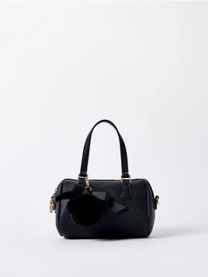 Mohito - Czarna torebka z brelokiem - czarny