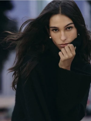 Mohito - Czarny sweter z wełną alpaki - czarny