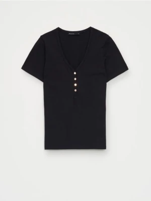Mohito - Czarny t-shirt z dekoltem V - czarny