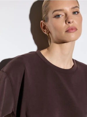 Mohito - Czekoladowy t-shirt z dodatkiem modalu - brązowy